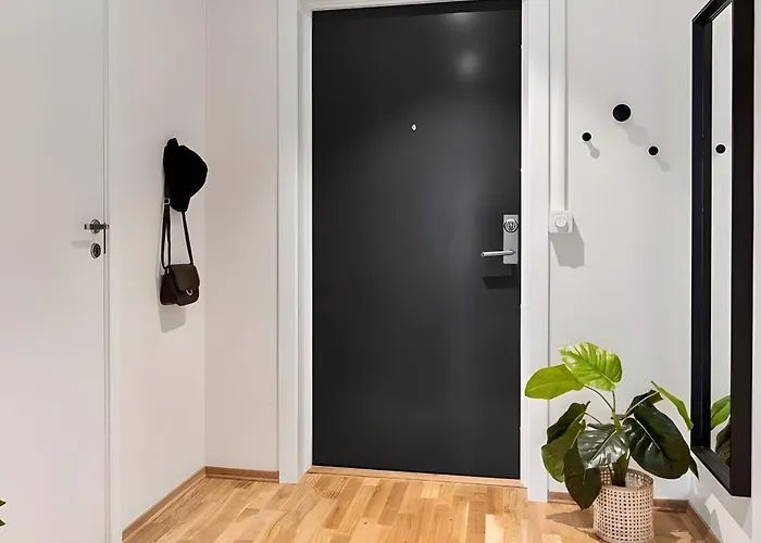 Modern In The Center Of Apartment